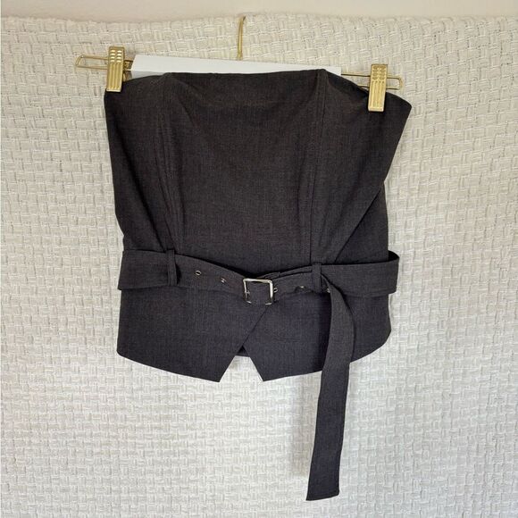 Belted Corset Top✨ - Picture 2 of 5